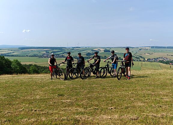 Weiter Blick ins Land auf der Tour in den Hainich
